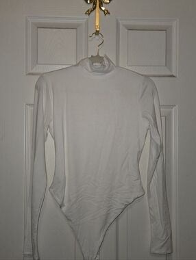 naked wardrobe Cream Long Sleeve Body Blouse